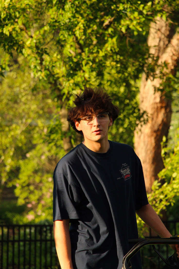 Timmy Miller professional photographer portrait - 17-year-old sports photographer from Naperville Illinois